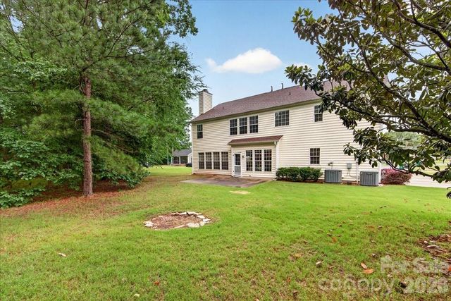 10604 Knight Castle Drive 60, Charlotte, NC 28277