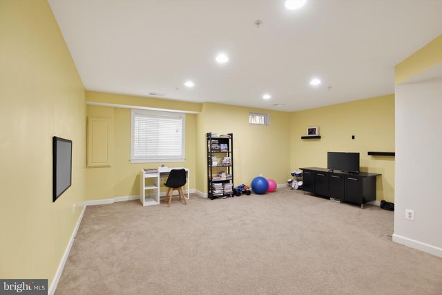 9045 MCPHERSON ST, Frederick, MD 21704