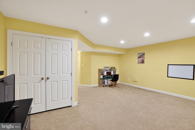 9045 MCPHERSON ST, Frederick, MD 21704