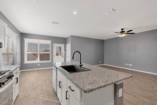 8517 Centerboard Lane, Fort Worth, TX 76179