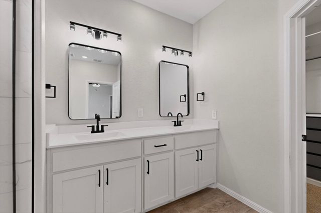 8517 Centerboard Lane, Fort Worth, TX 76179