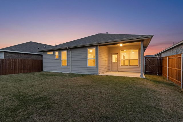 8517 Centerboard Lane, Fort Worth, TX 76179