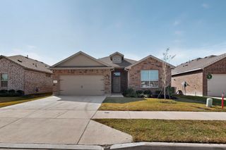 8517 Centerboard Lane, Fort Worth, TX 76179