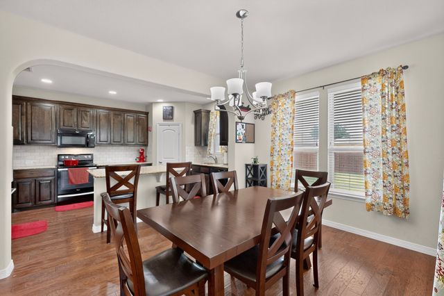 9215 Moon River Court, Arlington, TX 76002
