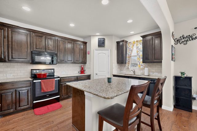9215 Moon River Court, Arlington, TX 76002