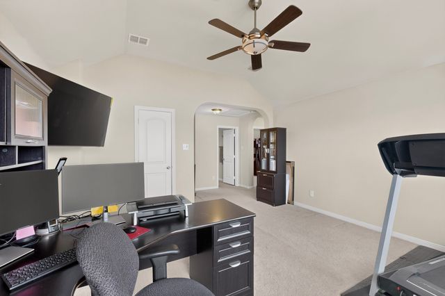 9215 Moon River Court, Arlington, TX 76002