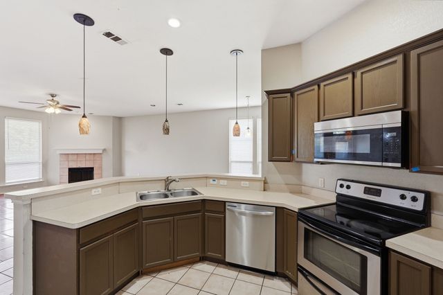 4203 Lucy Lane, Arlington, TX 76016