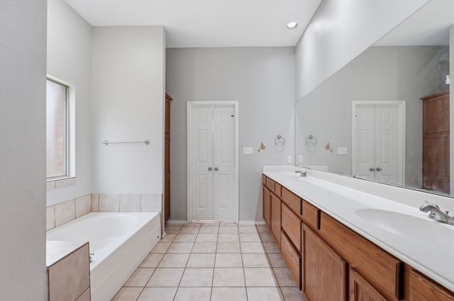 4203 Lucy Lane, Arlington, TX 76016