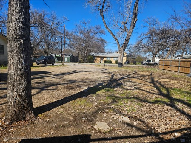 4422 N Ottawa Road, Dallas, TX 75212