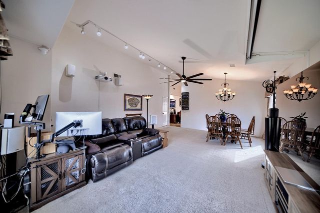 110 Loma Prieta Cir, Tracy, CA 95376