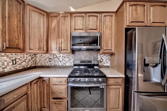 110 Loma Prieta Cir, Tracy, CA 95376