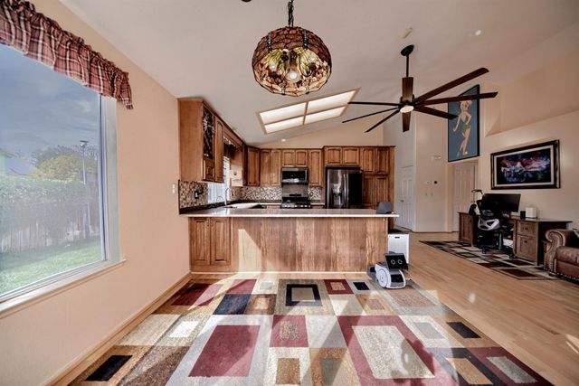 110 Loma Prieta Cir, Tracy, CA 95376