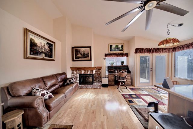 110 Loma Prieta Cir, Tracy, CA 95376