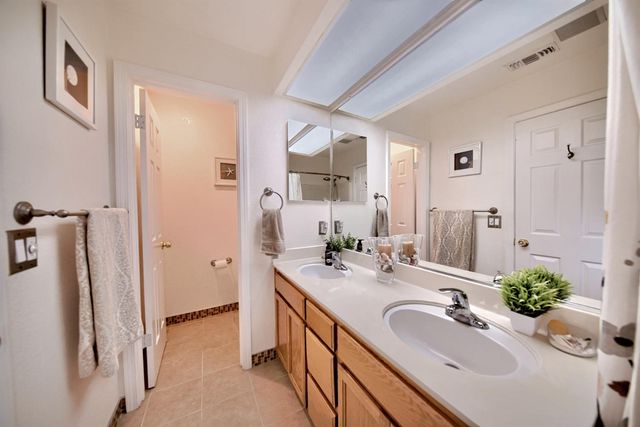 110 Loma Prieta Cir, Tracy, CA 95376