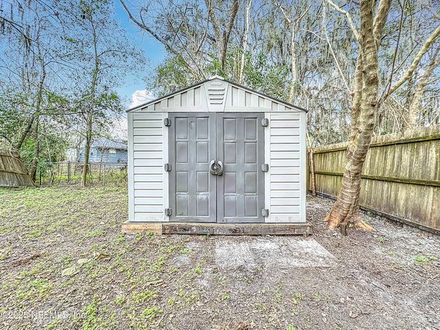 6914 ALACHUA Avenue, Jacksonville, FL 32210