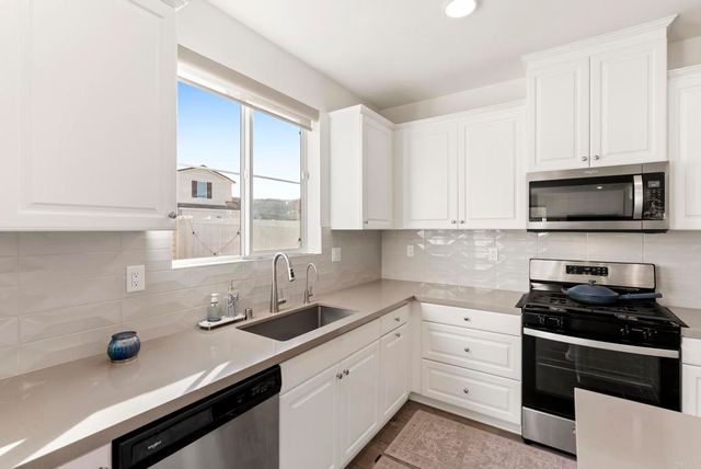 28020 Harvest Court, Valley Center, CA 92082