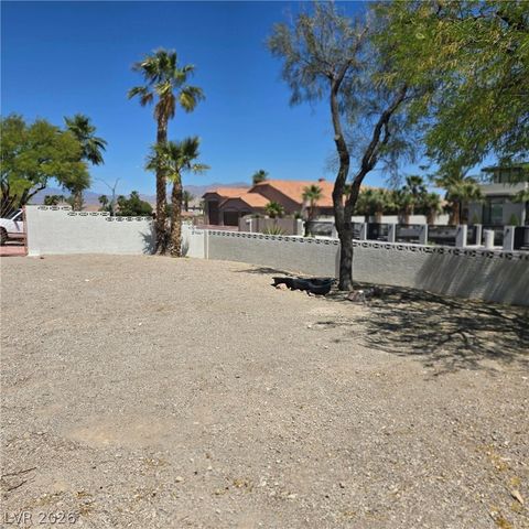 4755 North Grand Canyon Drive, Las Vegas, NV 89129