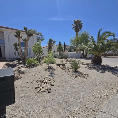 4755 North Grand Canyon Drive, Las Vegas, NV 89129