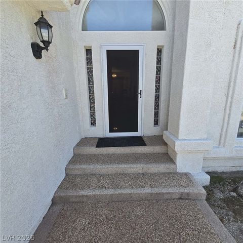 4755 North Grand Canyon Drive, Las Vegas, NV 89129