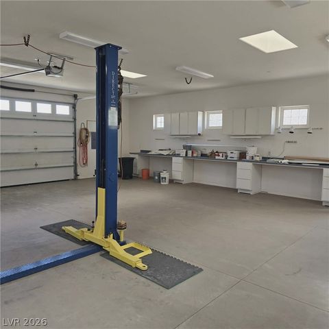 4755 North Grand Canyon Drive, Las Vegas, NV 89129