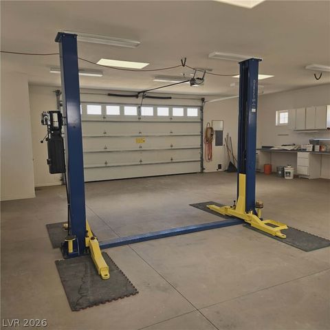 4755 North Grand Canyon Drive, Las Vegas, NV 89129