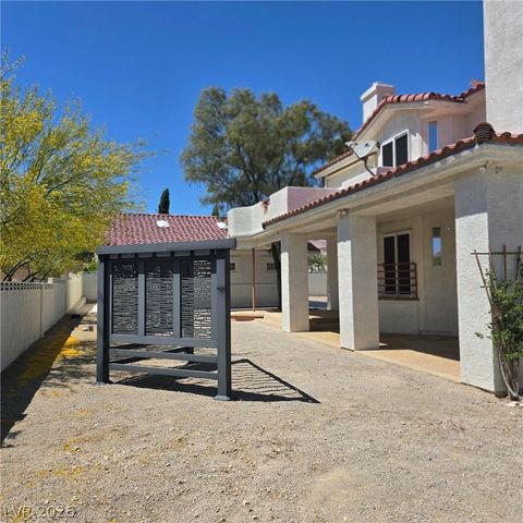 4755 North Grand Canyon Drive, Las Vegas, NV 89129