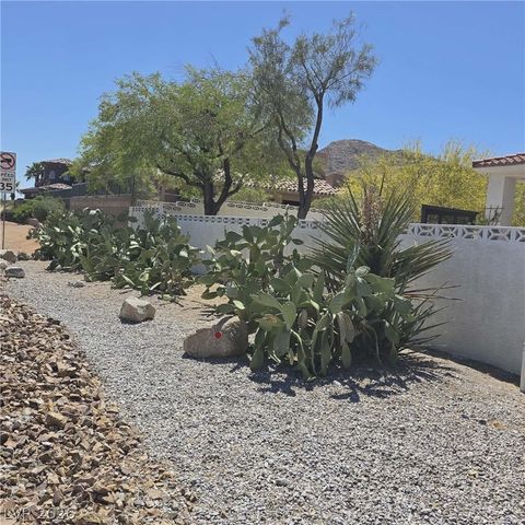 4755 North Grand Canyon Drive, Las Vegas, NV 89129