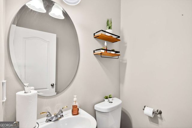 5625 Jamerson Drive, Atlanta, GA 30349