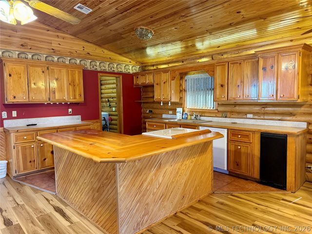 114996 S 4212 Road, Eufaula, OK 74432