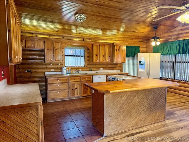 114996 S 4212 Road, Eufaula, OK 74432