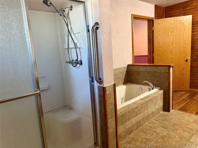 114996 S 4212 Road, Eufaula, OK 74432