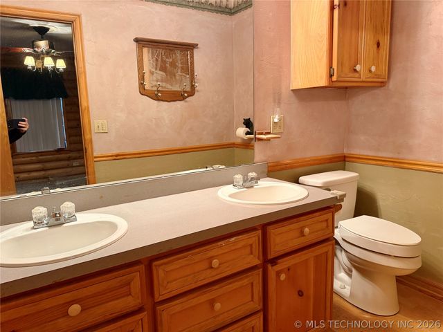 114996 S 4212 Road, Eufaula, OK 74432