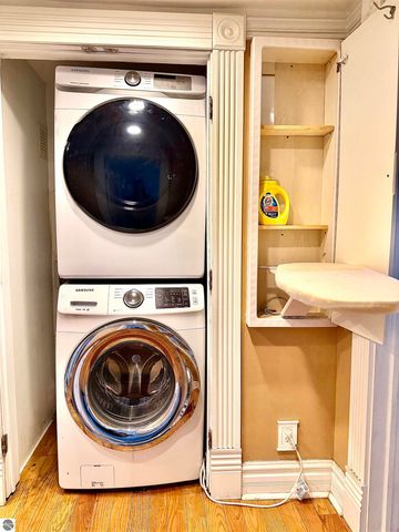 803 Cass Street, Traverse City, MI 49684