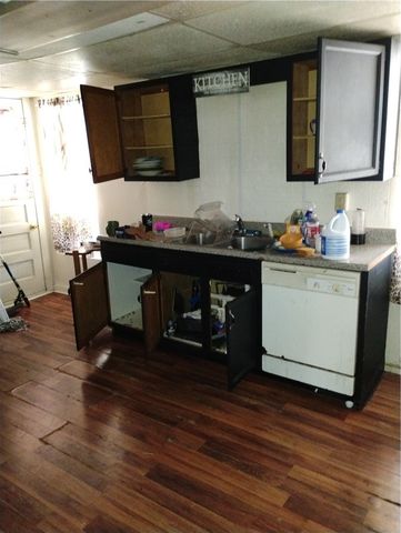 132 Leneake Street, Turtle Creek, PA 15145