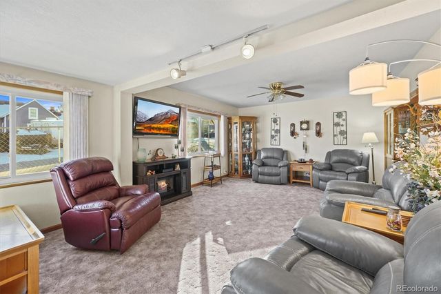 577 S Main Street, Elizabeth, CO 80107