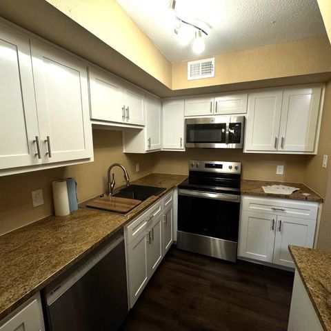 2314 Bamboo Drive I105, Arlington, TX 76006