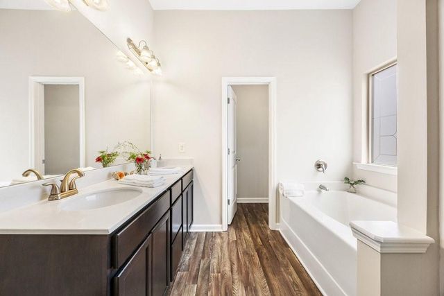 704 Wentworth Place, Woodstock, GA 30188