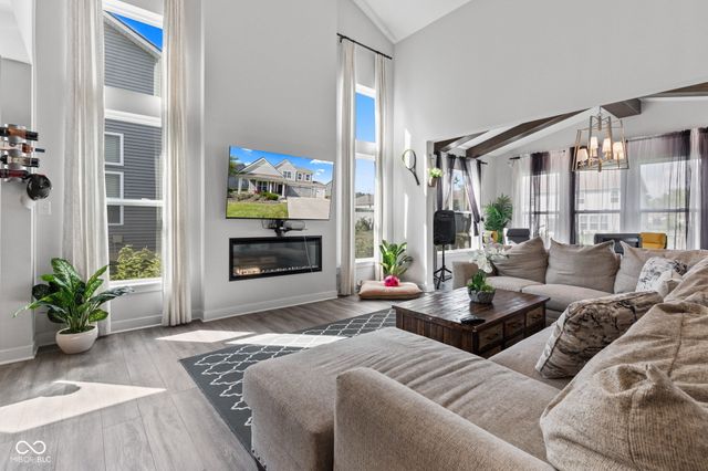 9426 Orchard Cove Drive, Indianapolis, IN 46239