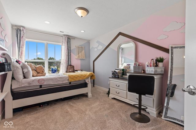 9426 Orchard Cove Drive, Indianapolis, IN 46239