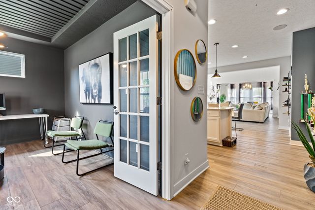 9426 Orchard Cove Drive, Indianapolis, IN 46239