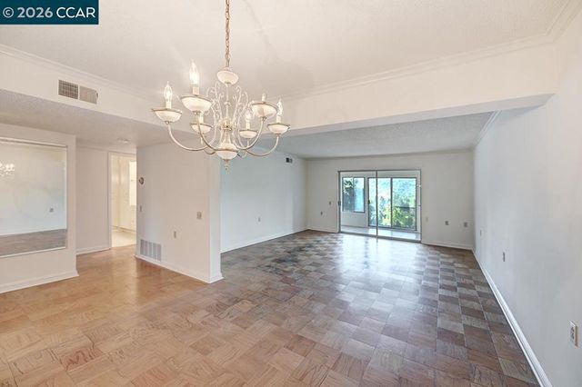 2549 Golden Rain Rd 2, Walnut Creek, CA 94595