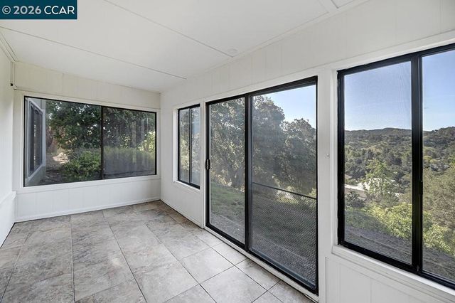 2549 Golden Rain Rd 2, Walnut Creek, CA 94595