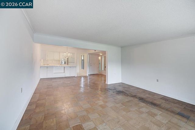 2549 Golden Rain Rd 2, Walnut Creek, CA 94595