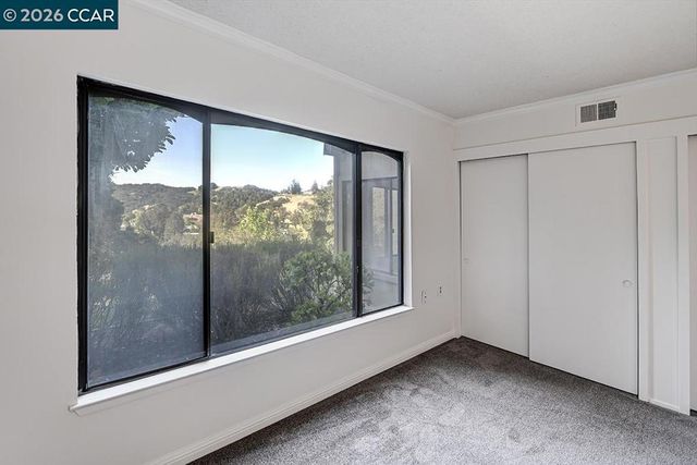 2549 Golden Rain Rd 2, Walnut Creek, CA 94595