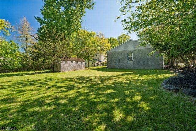 186 W Northfield Rd, Livingston Twp., NJ 07039
