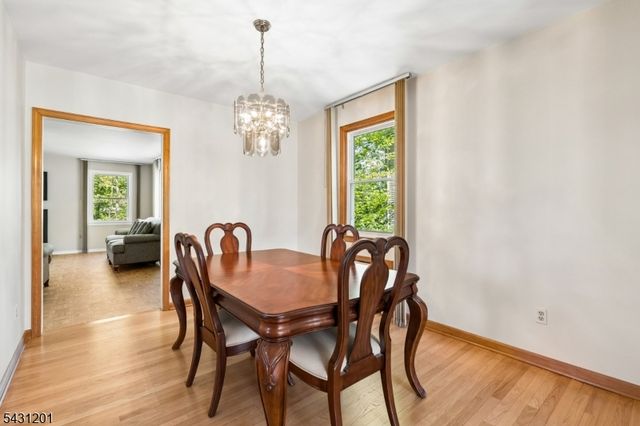 186 W Northfield Rd, Livingston Twp., NJ 07039