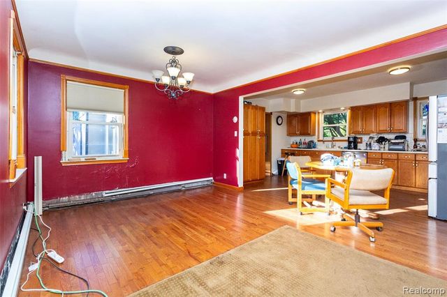 15681 Foch Street, Livonia, MI 48154