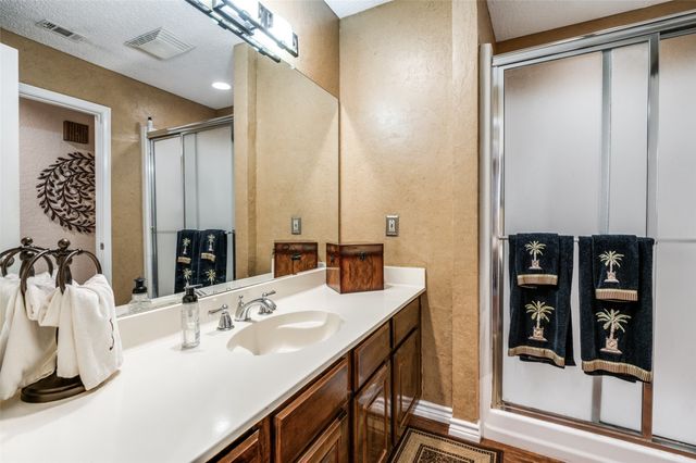 2907 Kimberly Drive, Grapevine, TX 76051