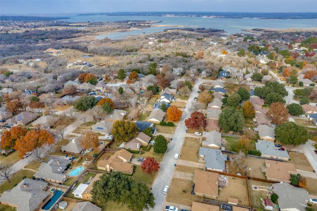 2907 Kimberly Drive, Grapevine, TX 76051