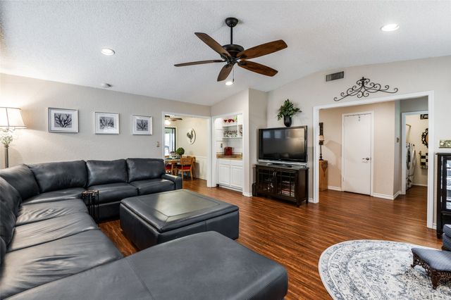 2907 Kimberly Drive, Grapevine, TX 76051